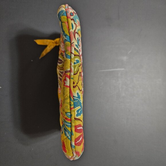 Vera Bradley Provencal Retired Pattern (Fall 2012) Travel Cosmetic Bag - Picture 8 of 13